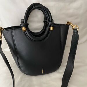Thacker leather shoulder bucket bag